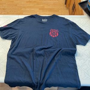 5.11 brand. Men’s x-large tee. Navy